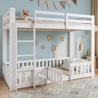 ALFORIGO Hochbett 90x200 cm, Kiefer und LVL, mit Treppe und Fallschutz, weißes Treppenbett als Kinderbett mit Tür, Geländer und freiem unteren Bereich