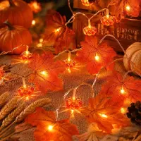 SURIGHT Lichterkette für den Herbst – 1,5 m – 10 LEDs – Ahornblätter – Kürbislichterkette – Batteriebetrieben – Erntezeit
