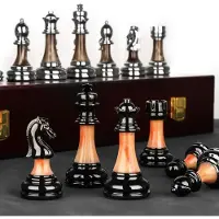 OEM Schachspiel aus Holz, klappbar, mit Metallfiguren, 45x45x3 cm