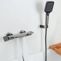 Merkloos Badarmatur mit Handbrause und Wasserfallauslauf, Grau