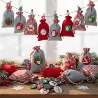 Merkloos Wiederverwendbarer XXL-Adventskalender zum Befüllen mit 24 kleinen Säcken