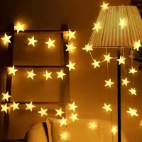 SURIGHT LED-Lichterkette mit Sternen – Set mit 30 Stück – 4,5 Meter, warmweiß – Dekoration für Weihnachten, Halloween und Hochzeiten –