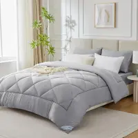 Merkloos Winterdecke, 220 x 240 cm, hellgrau, aus Mikrofaser, 450 g/m², geeignet für Betten mit einer Breite von 135/150 cm