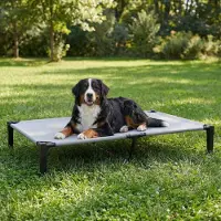Merkloos Erhöhtes Hundebett XXL, 152 x 92 x 24 cm, mit stabilem Rahmen und rutschfestem Gitter, geeignet für Innen- und Außenbereich