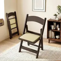 StarTech.com Klappbare Balkonstühle - Garten Camping Stuhl 2er Set - Outdoor Kunststoff - Belastbar bis 200 kg - 44,5x46x78,5 cm - Braun