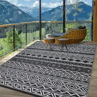 Sonstiges Outdoor Teppich 120x240 cm, Wasserdicht, Kunststoffstroh, Umkehrbar, Schwarz/Weiß Line