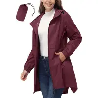 Merkloos Damenregenjacke mit Kapuze, in Weinrot, wasserdicht und faltbar, lange, leichte Windjacke